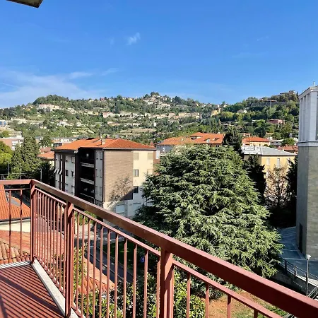 Casa Berizzi - Santa Lucia Daire *